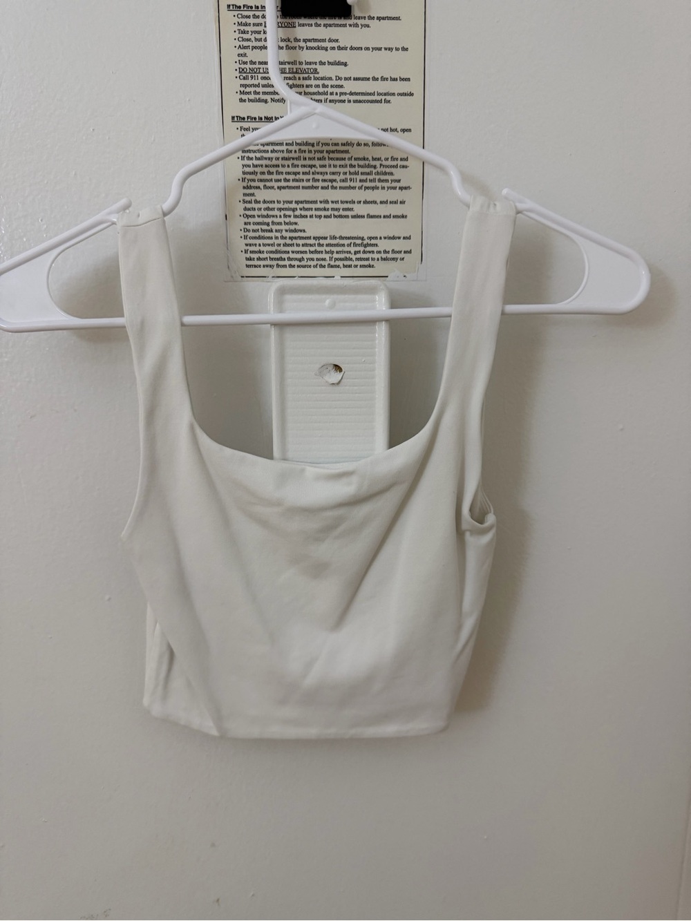 Aritzia Cream Cropped Square Neck Tank